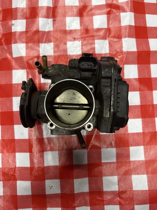 Przepustnica seat audi volkswagen skoda 1.6 sr