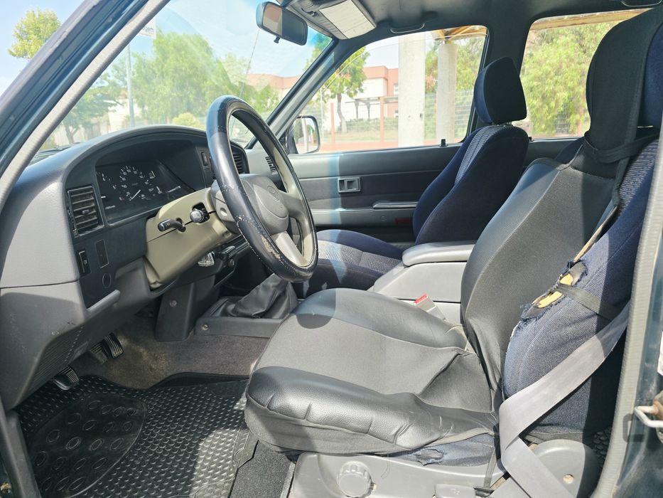 Toyota Hilux 4x4 c/d