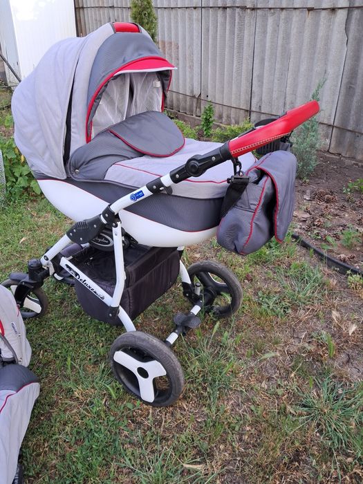 Коляска 2 в 1 , люлька  і прогулка