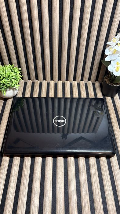 Продам Ноутбук Dell Inspiron 5567 — i7-7500U / 16 ГБ / SSD 256 ГБ / Radeon 4 ГБ