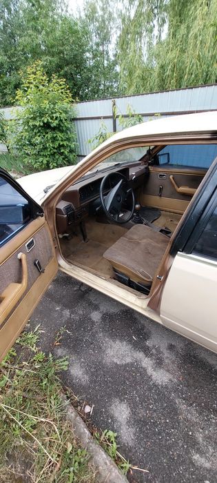 Opel Commodore 1982 року