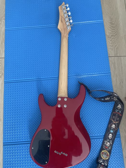Gitara elektryczna Washburn RX6 + pokrowiec + pasek + kabel (zestaw