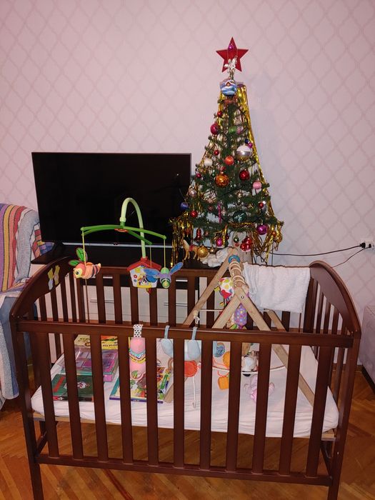 Детская кроватка экологическая дерево