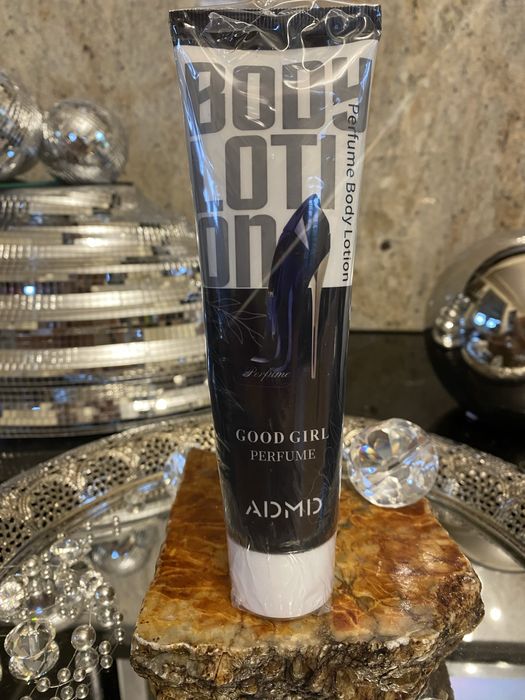 Cudowny balsam perfumiwany Good girl granatowy bucik 150ml ADMD