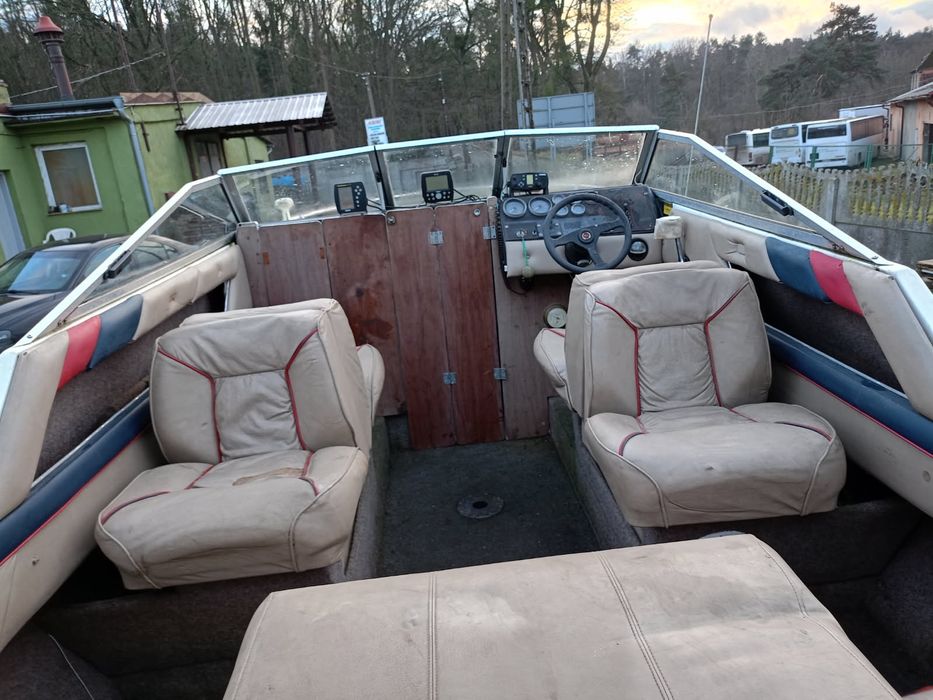 Sprzedam Jacht motorowodny