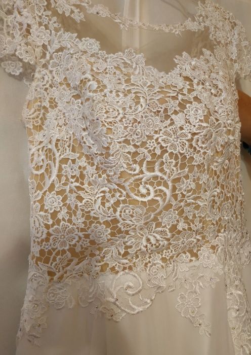 Suknia Ślubna Model Aurelia Litera A + welon