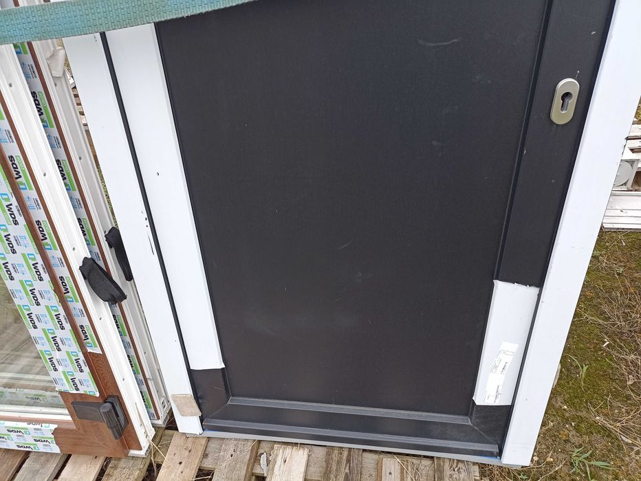 Drzwi wejściowe pcv  96/237 czarne