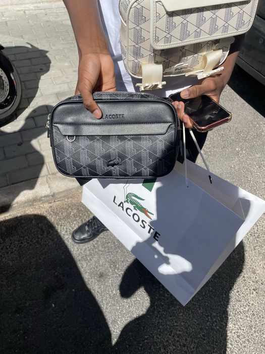 Bolsa Lacoste Homem/Jovem – Nova com Etiqueta