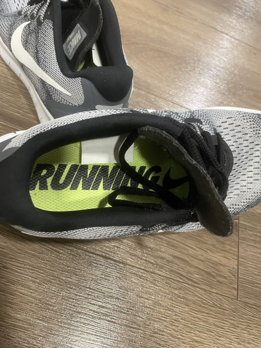 Кросівки Nike Free RN