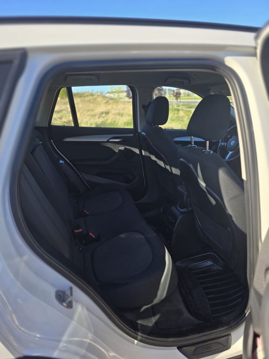 Sprzedam BMW X1  sDrive18i Adventage