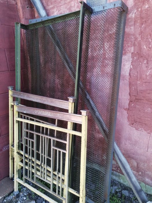 Кровати  отдам. 2шт