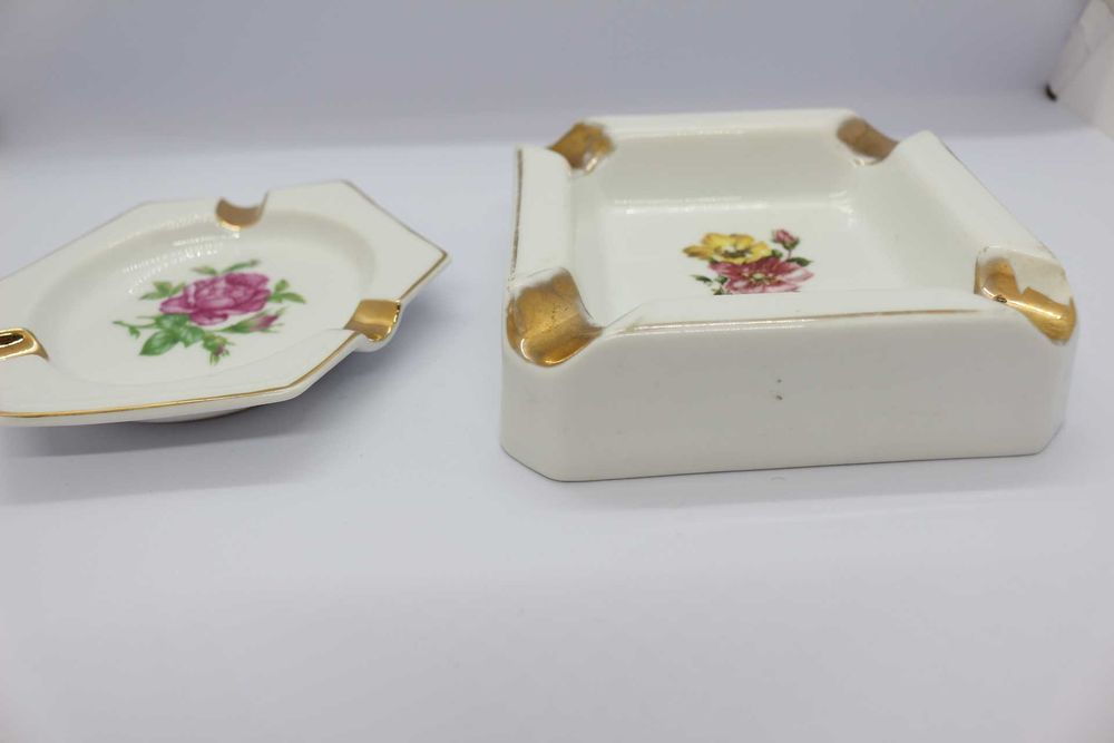 Cinzeiro motivo Floral Vista Alegre  1947