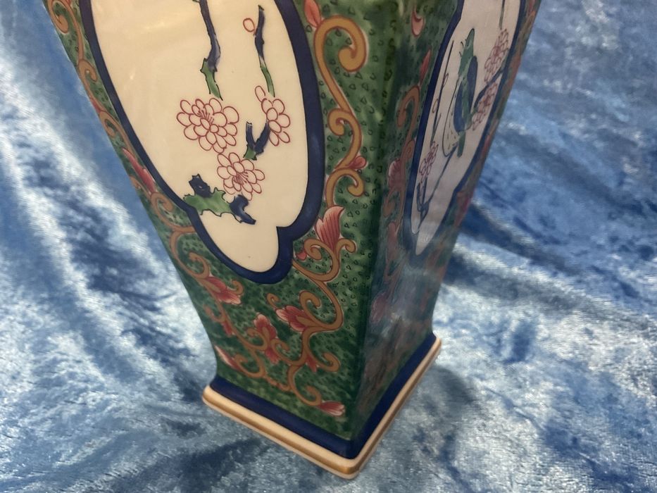 Pote vista alegre Ansham pintura a ouro com 26 cm tem tampa