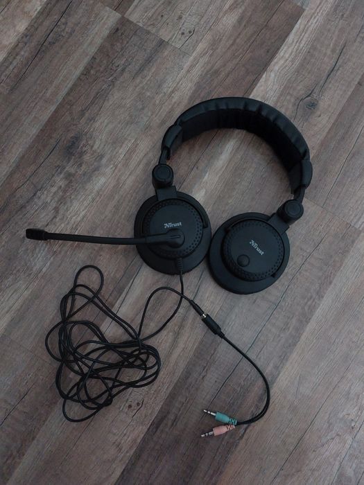 Słuchawki iTrust z mikrofonem