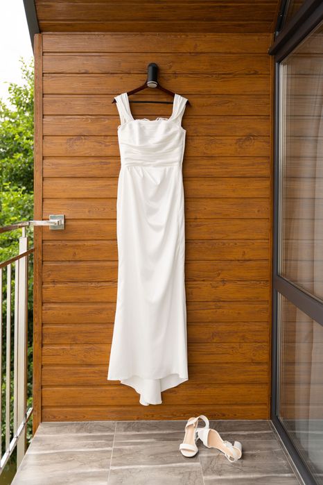 Весільна сукня, унікального дизайну, ідеальний стан