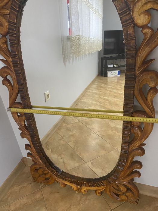 дзеркало різьблене