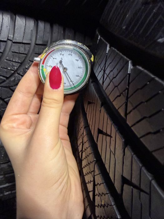 #Opony vredestein 235/45/19 para