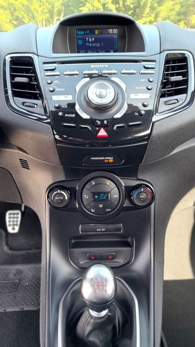 Ford Fiesta — fotografia 8