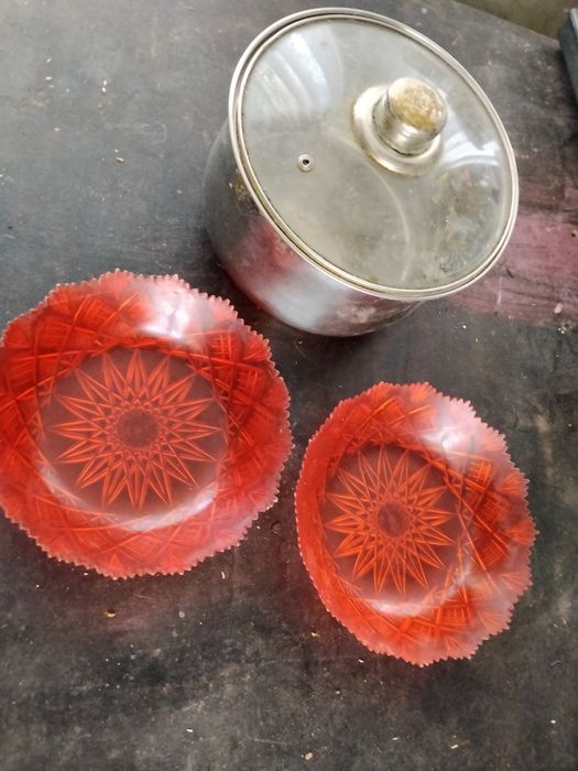 Посуда в гарному стані дешеево