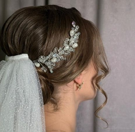 Заколка на волосся