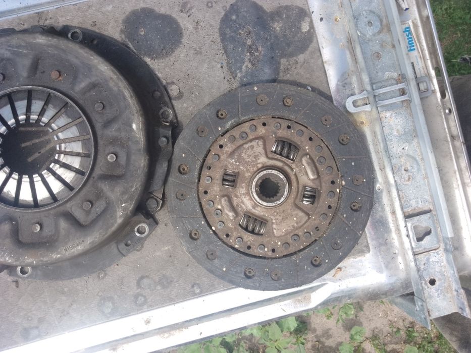 Зчеплення Nissan sunny