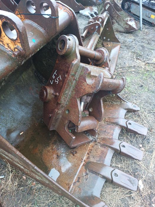 Szybkozłacze do koparki fi70 40x30