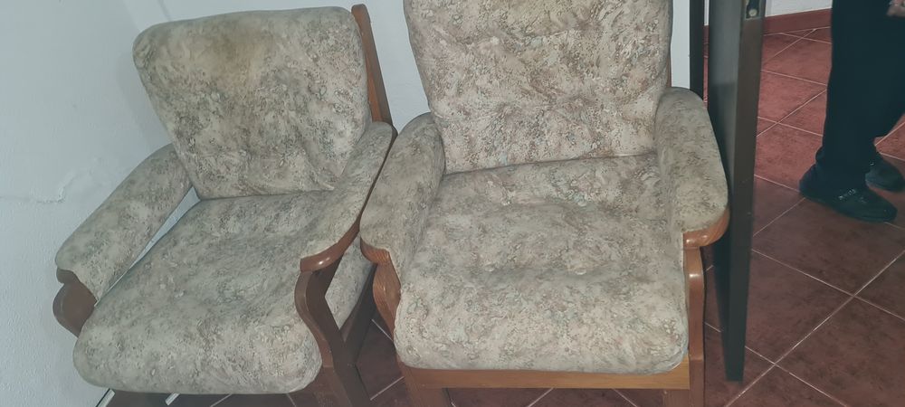 Sofás 1 grande e 2 pequenos64729970298627121