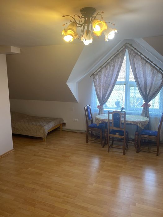Будинок в  Берегово, кімнати подобово