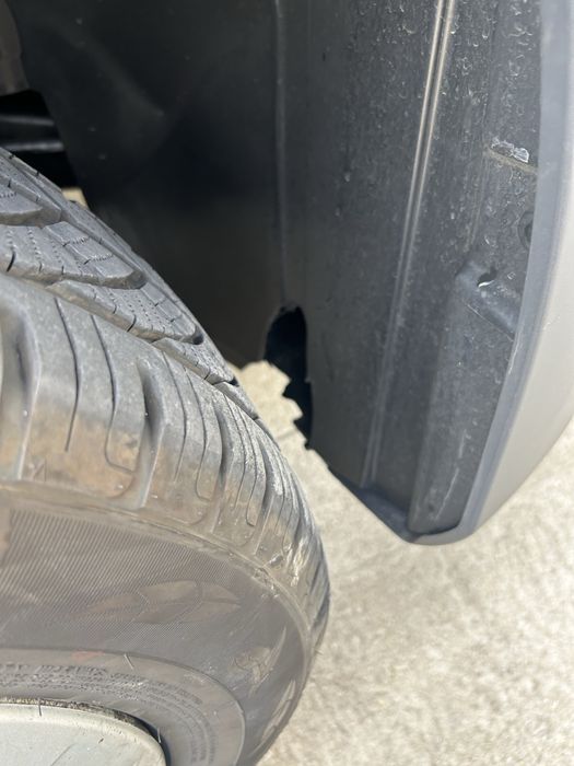 Para choques originais frente e trás e cava roda  Mercedes Vito W447 2019