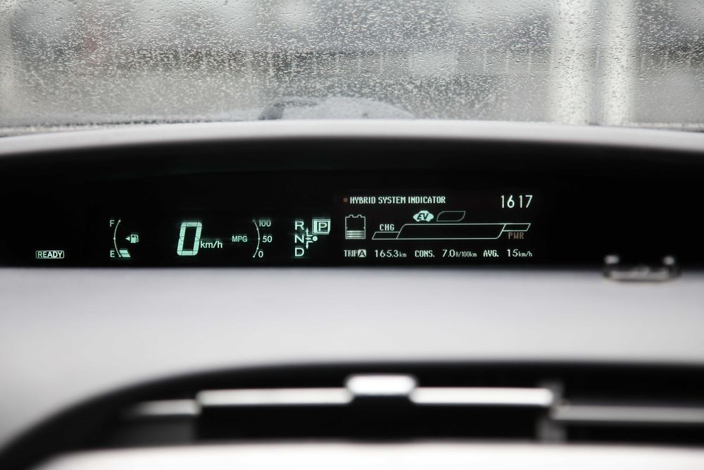 Продам Toyota Prius