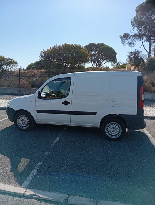 Fiat Doblò Cargo 1.9 Diesel 2005 – Em bom estado, pronta a trabalhar!