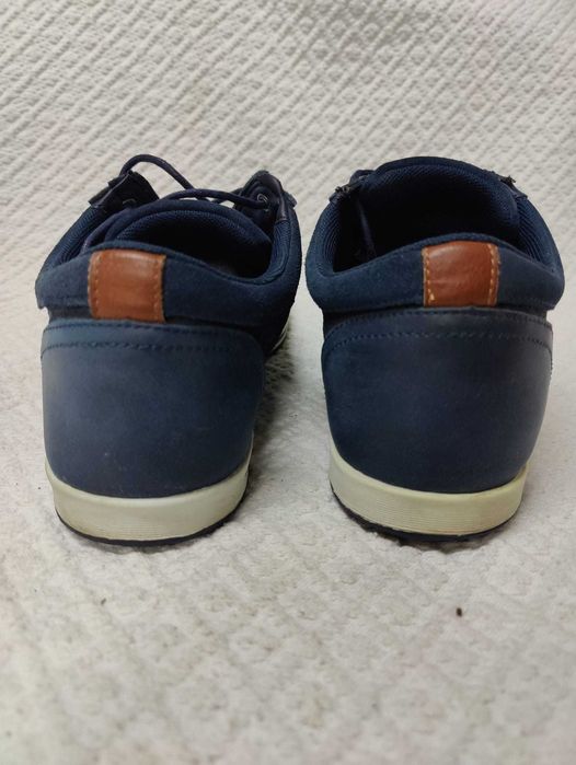 Sapatos Denim Gods tam. 43 em muito bom estado.