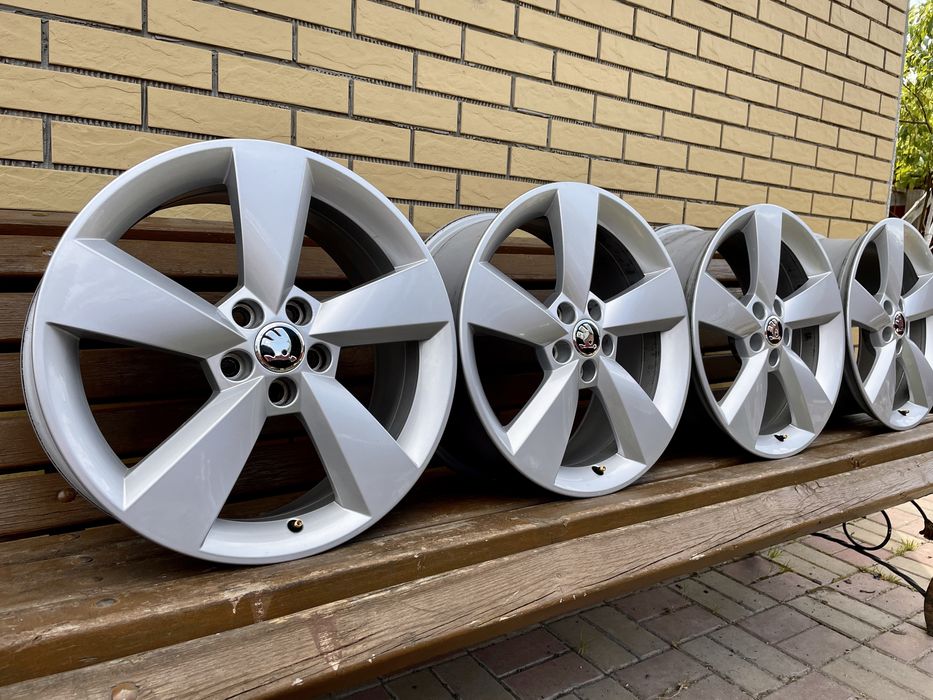 Диски R17 5.100 ET46 Шкода Тур Скала Гольф 4