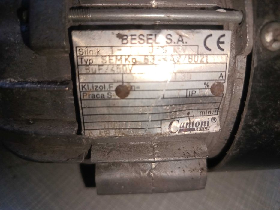 Przedkłada kątowa motoreduktor besel 40obr/min