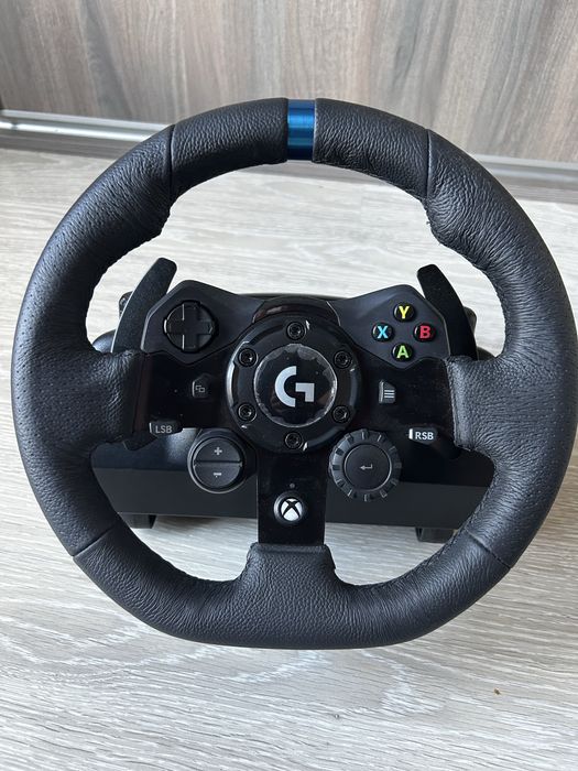 Logitech G923 SE Xbox + Shifter + Pedals