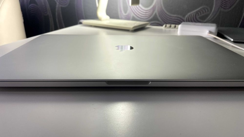 MacBook Pro 16-inch (2019) – 16,1 | i7 2.6GHz | 16GB RAM | 512GB