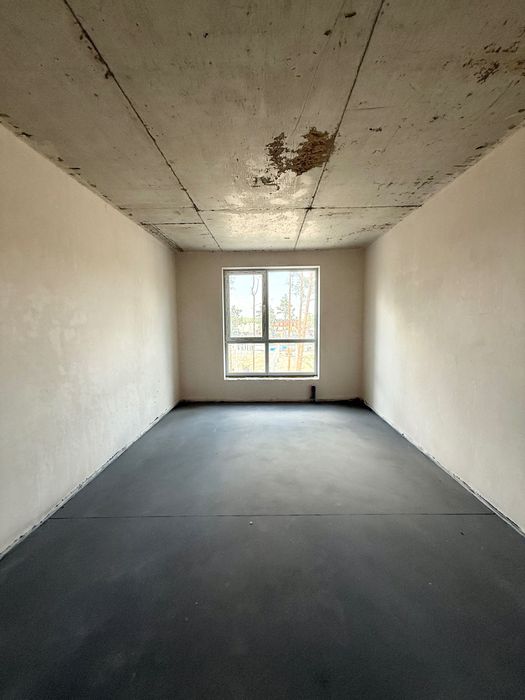 Прорізна! Продаж 1к квартири в зданому будинку! На ремонт. Без комісії