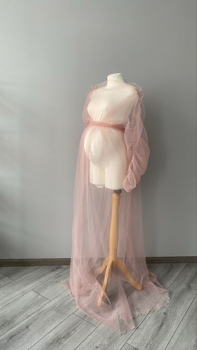 Манекен вагітної М на деревяній ніжці