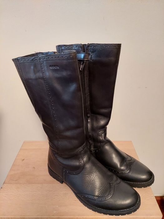 Botas Geox pretas 35 em pele genuína