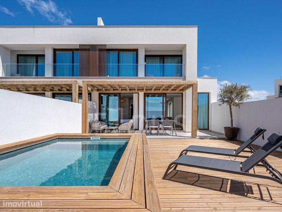 Apartamento T2+1 novo, com piscina, em Porto Covo