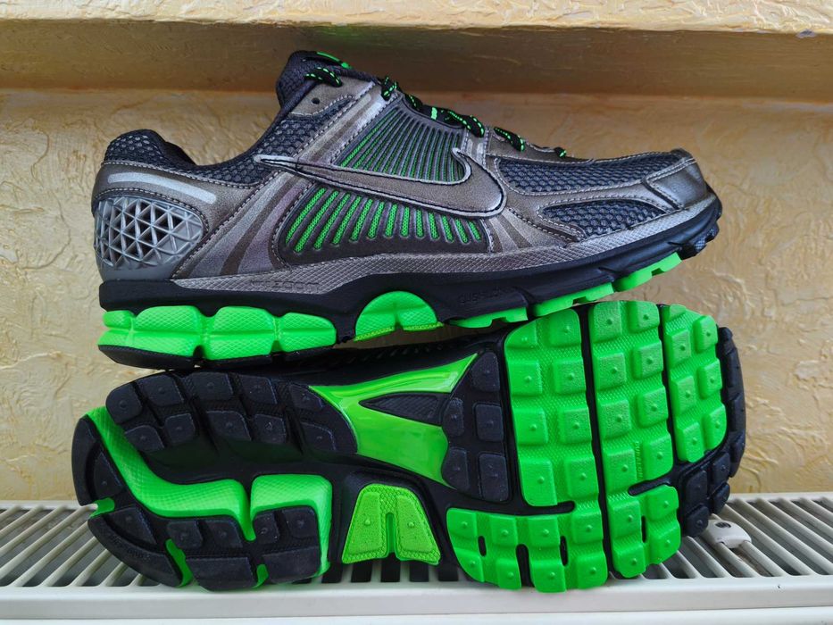 ОРИГІНАЛ 100%! Кросівки Nike Zoom Vomero 5  IB2988-001
