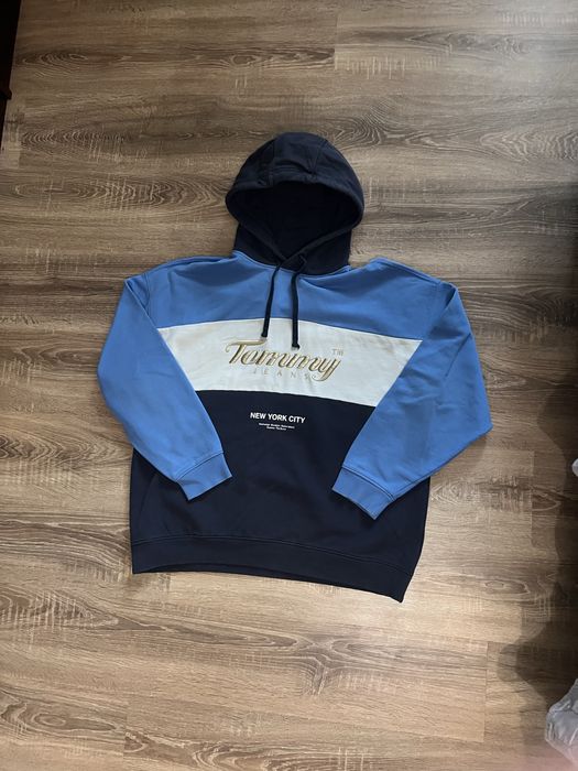 Худи Tommy Hilfiger