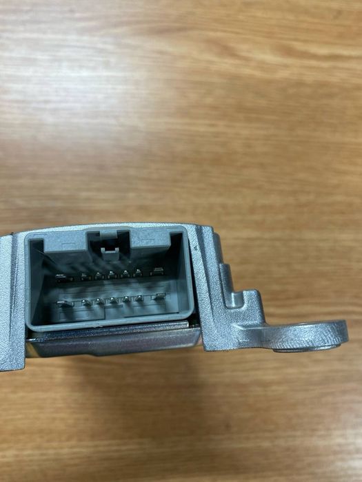 Porsche підсилювач звуку сабвуфера 733897-0010