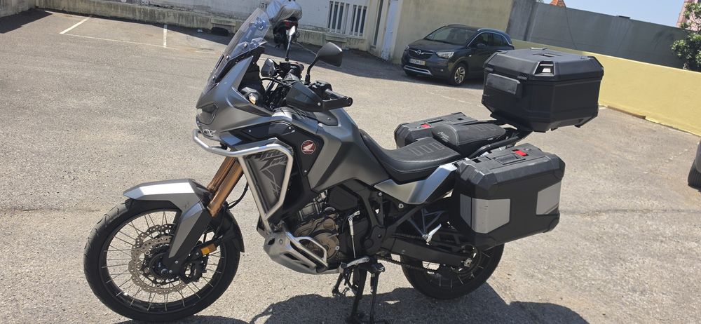 Honda Africa Twin 1100 Adventure 2023 Full Extras