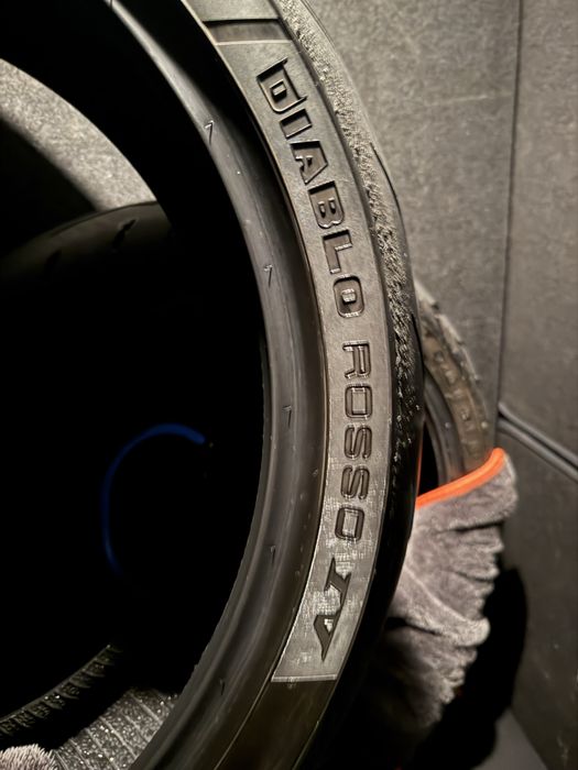 Резина мото 180/55/17 та 120/70/17