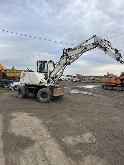 Эксаватор KOMATSU PW 75