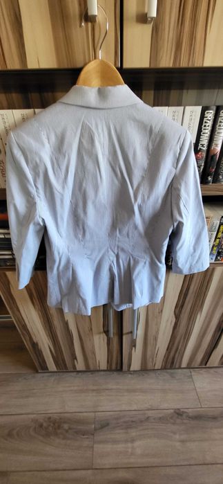 Sprzedam nową  marynarke rozmiar 40