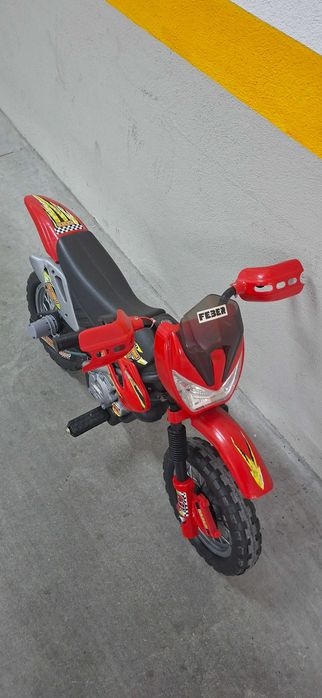 Bicicleta-triciclo- Mota Criança