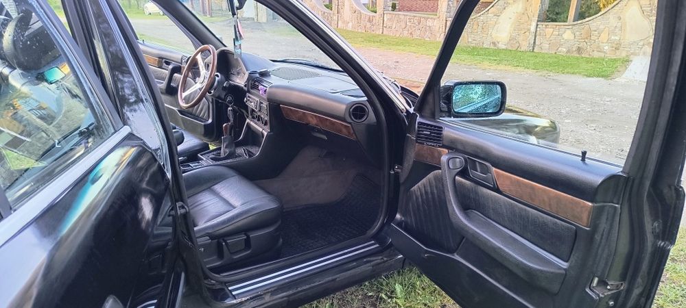 Продам BMW E34 .