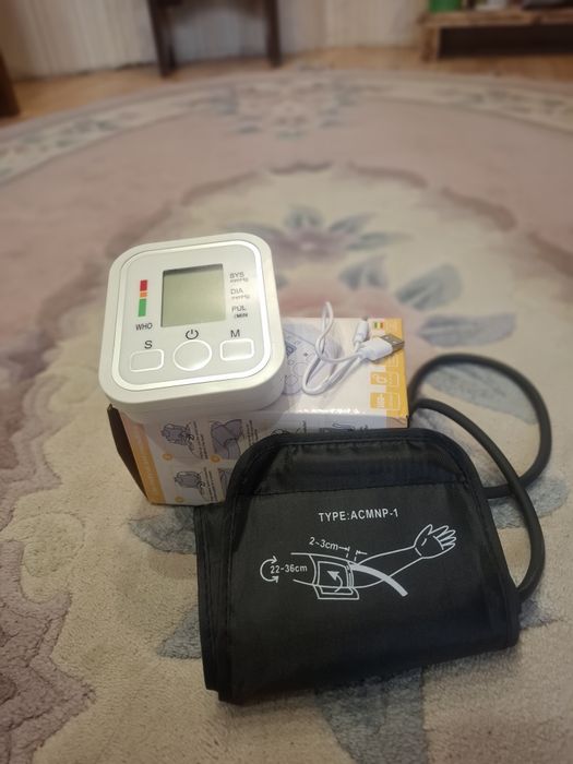 Тонометр (прилад для вимірювання тиску)